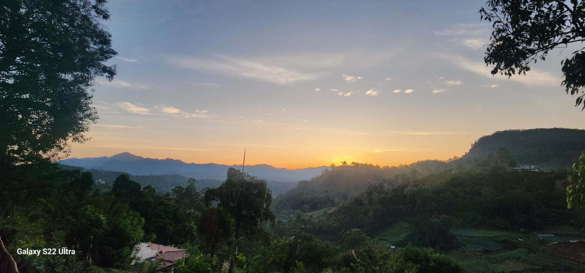 Rainbow Sky Cottage Ella Bagian luar foto