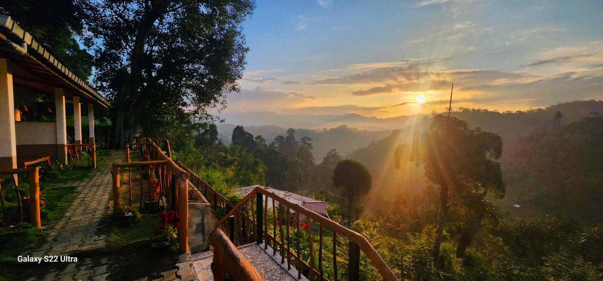 Rainbow Sky Cottage Ella Bagian luar foto